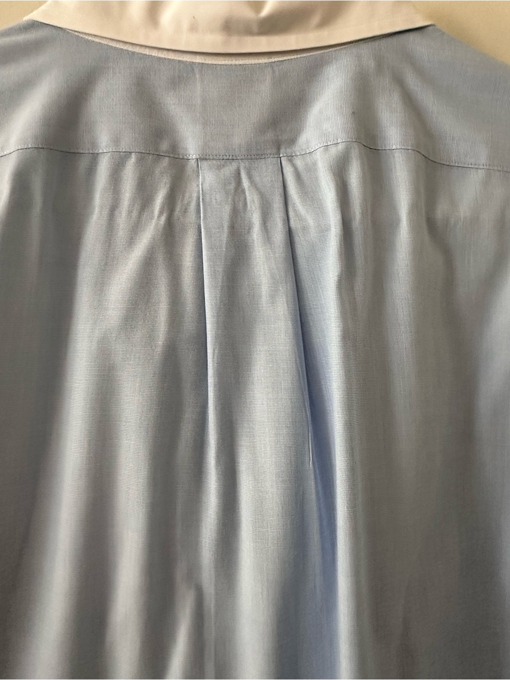 Brooks Brothers 346 Light Blue Dress Shirt with White Contrast Collar - Picture 4 of 6